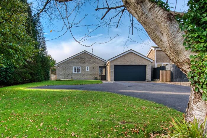 3 Bedroom Detached Bungalow For Sale In Broadway, Kirk Ireton, Ashbourne, DE6