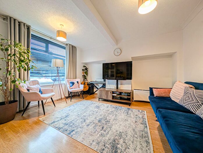 2 Bedroom Terraced House To Rent In Blanchland Road, Morden, SM4