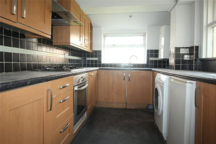 4 Bedroom Terraced House To Rent In Havelock Road, Gravesend, Kent, DA11
