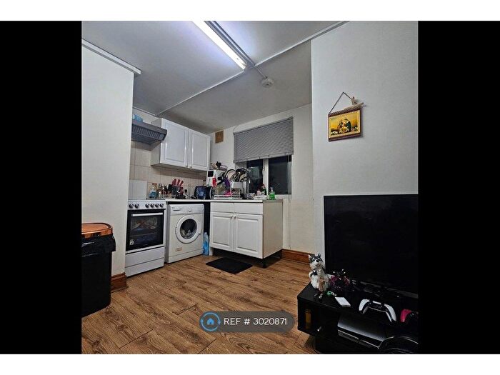 1 Bedroom Flat To Rent In Dormers Wells Lane, Southall, UB1