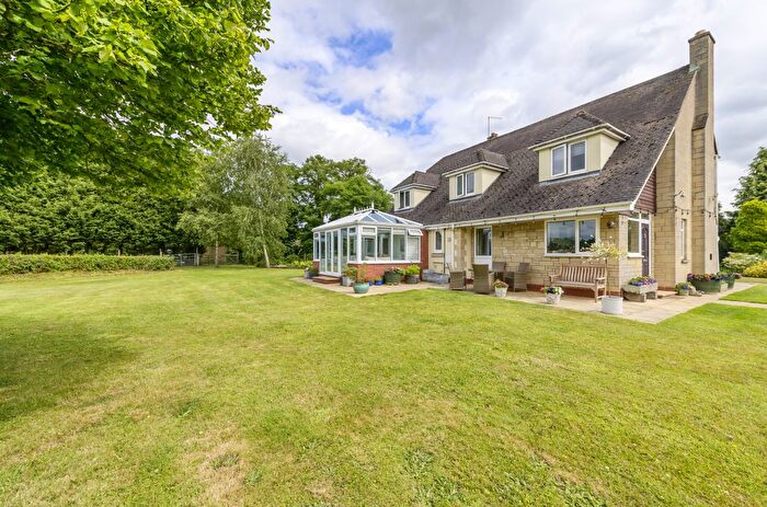 3 Bedroom Detached House For Sale In Bristol Road, Iron Acton, Bristol, South Gloucestershire, BS37