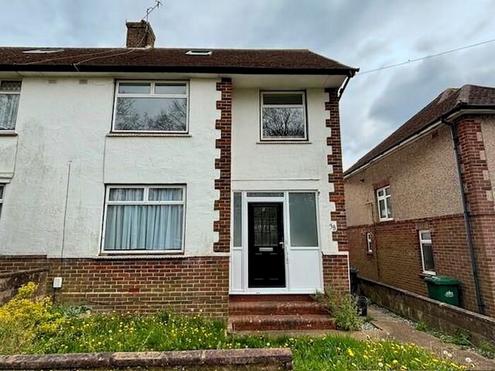 3 Bedroom Flat To Rent In Foredown Road, Portslade, Brighton, BN41