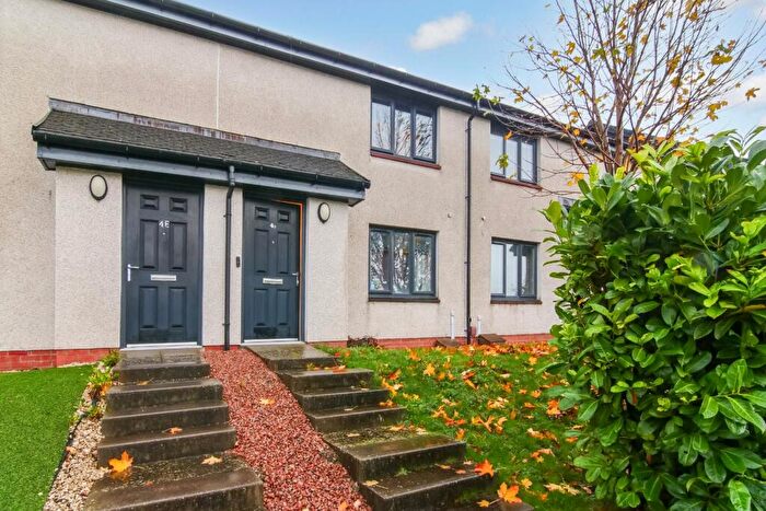 3 Bedroom Terraced House For Sale In Springbank Road, Paisley, Renfrewshire, PA3