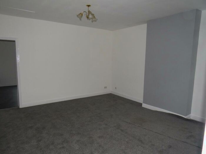 1 Bedroom Flat To Rent In Owston Road, Carcroft, Doncaster, DN6