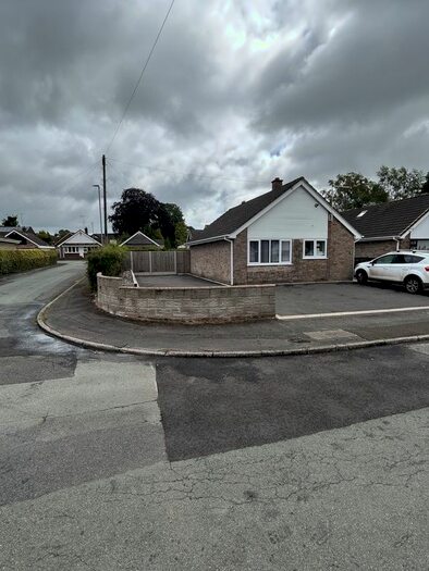 2 Bedroom Bungalow To Rent In East Bank Ride, Forsbrook, Stoke-On-Trent, ST11