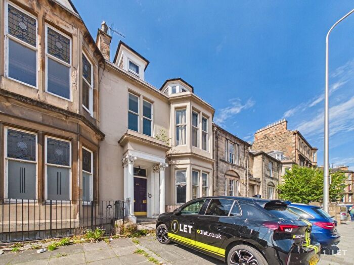 2 Bedroom Flat To Rent In Newington Road, Newington, Edinburgh, EH9