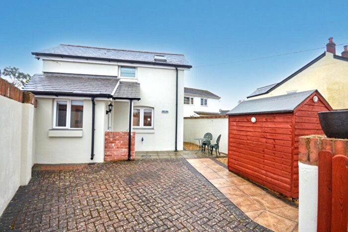 1 Bedroom Detached House For Sale In Kennford, Exeter, Devon, EX6