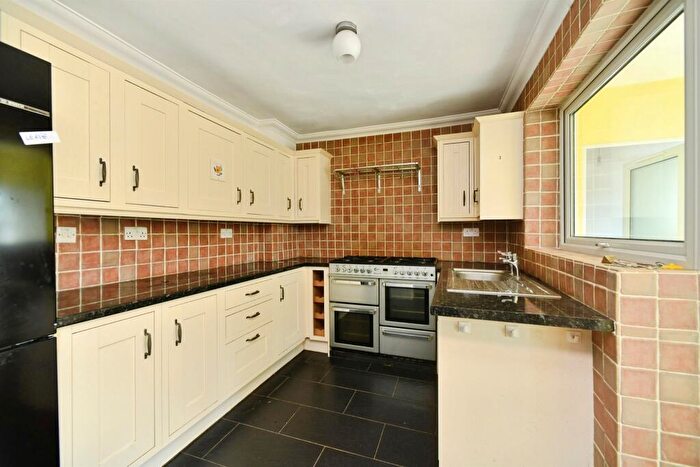 2 Bedroom Detached Bungalow For Sale In Bolney Avenue, Peacehaven, BN10