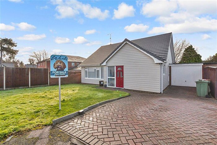 3 Bedroom Detached Bungalow For Sale In Nursery Avenue, Bearsted, Maidstone, Kent, ME14