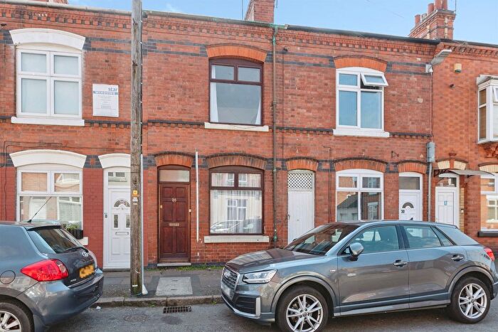 2 Bedroom Terraced House For Sale In Paget Road, Leicester, LE3