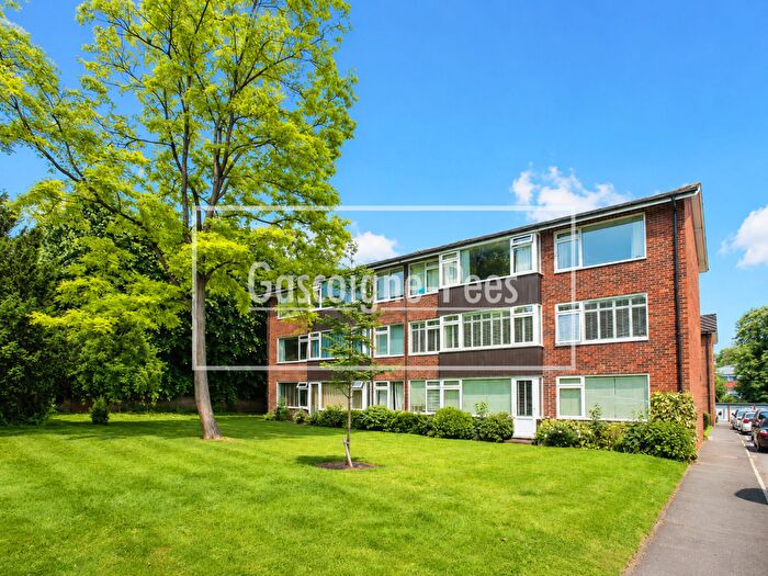 2 Bedroom Apartment To Rent In St. Margarets, Guildford, GU1