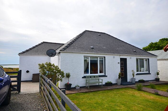 3 Bedroom Bungalow For Sale In Tong, HS2