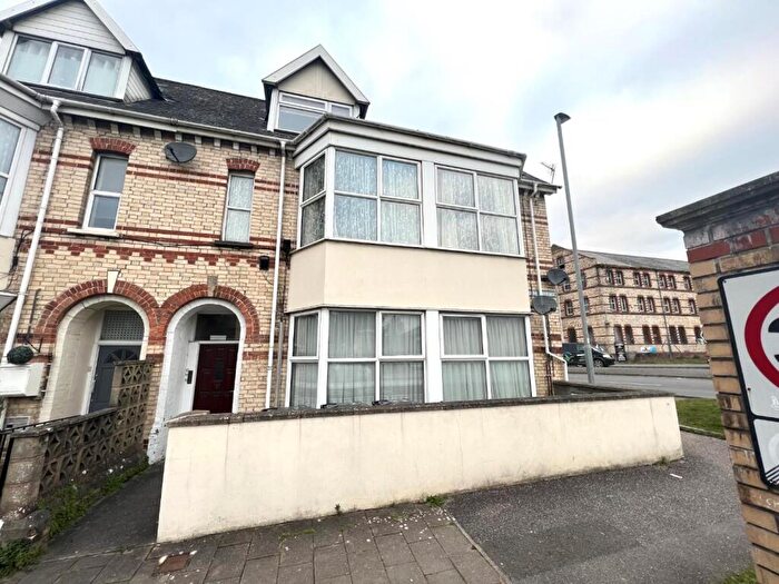 1 Bedroom Flat To Rent In Osbourne Terrace, Sticklepath, EX31