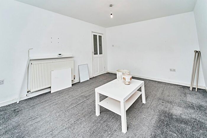 3 Bedroom Terraced House For Sale In Ash Drive, West Bromwich, B71