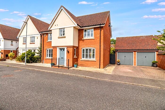 4 Bedroom Detached House For Sale In Blackthorn Road, King's Lynn, PE30