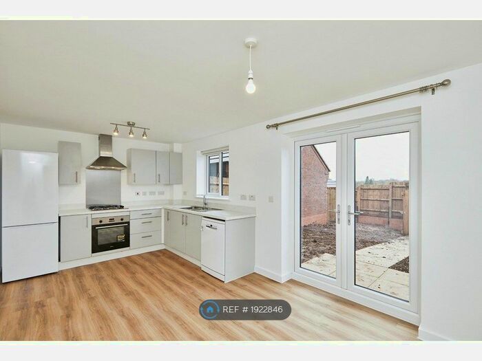 3 Bedroom Detached House To Rent In Bentley Well, Derby, DE22