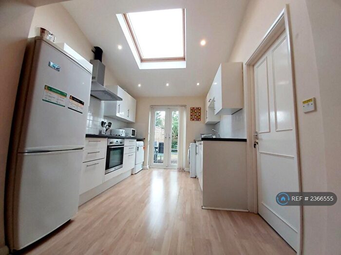 5 Bedroom Terraced House To Rent In College Road, Fishponds, Bristol, BS16