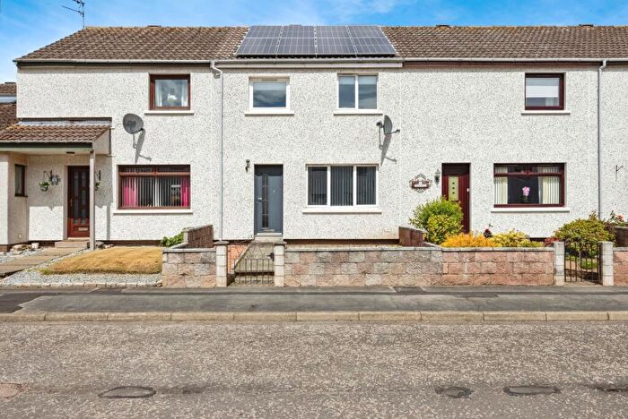 3 Bedroom Terraced House For Sale In Aulton Way, Montrose, Angus, DD10