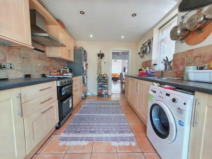 3 Bedroom Terraced House To Rent In Princes Avenue, Watford, WD18