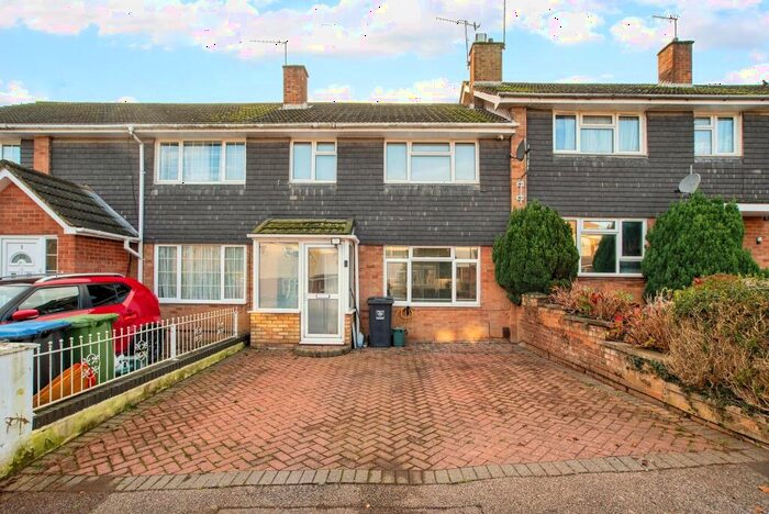 3 Bedroom House To Rent In Coulser Close, Hemel Hempstead, HP1