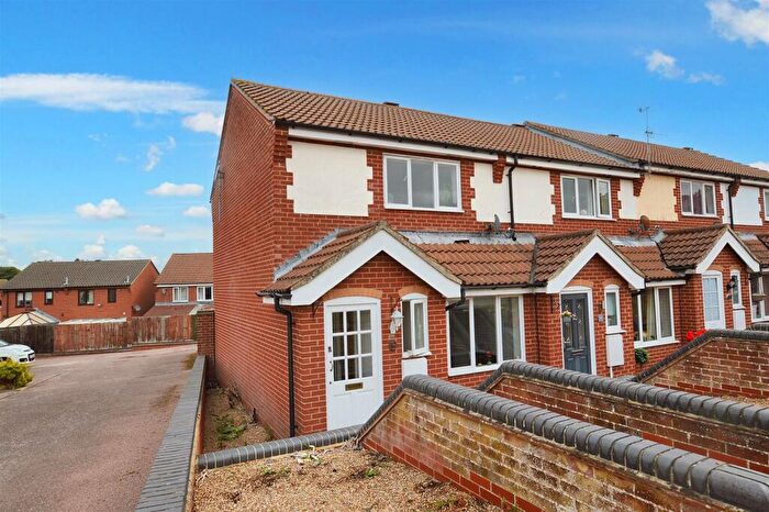 2 Bedroom End Of Terrace House For Sale In Cooper Road, Sheringham, NR26
