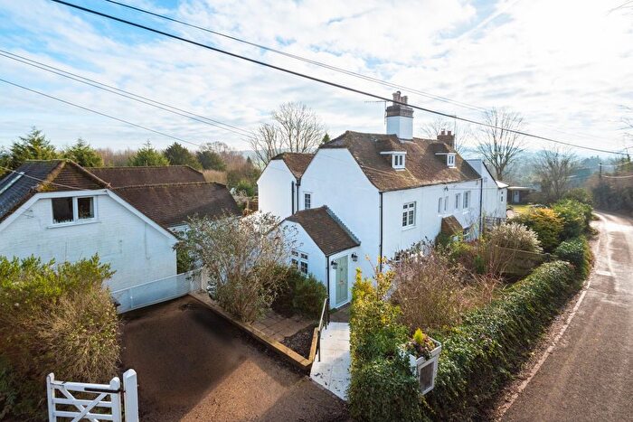 3 Bedroom Cottage To Rent In Mulberry Hill, Chilham, Canterbury, Kent, CT4