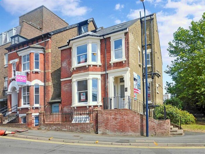 1 Bedroom Flat To Rent In Albion Place, Maidstone ME14