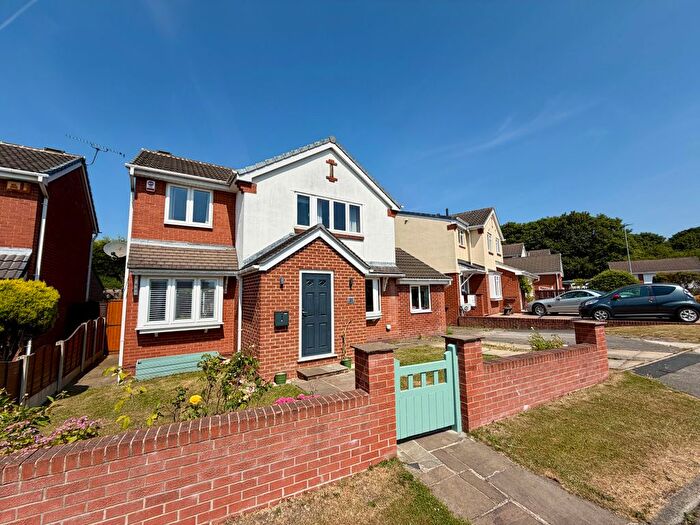 5 Bedroom Detached House For Sale In Patterson Court, Wrenthorpe, Wakefield, West Yorkshire, WF2