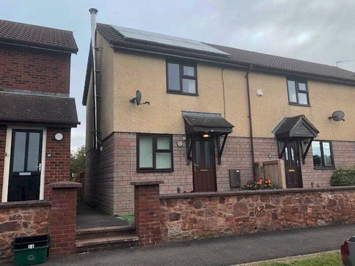 2 Bedroom Property To Rent In bers, Lydeard, Taunton, TA4
