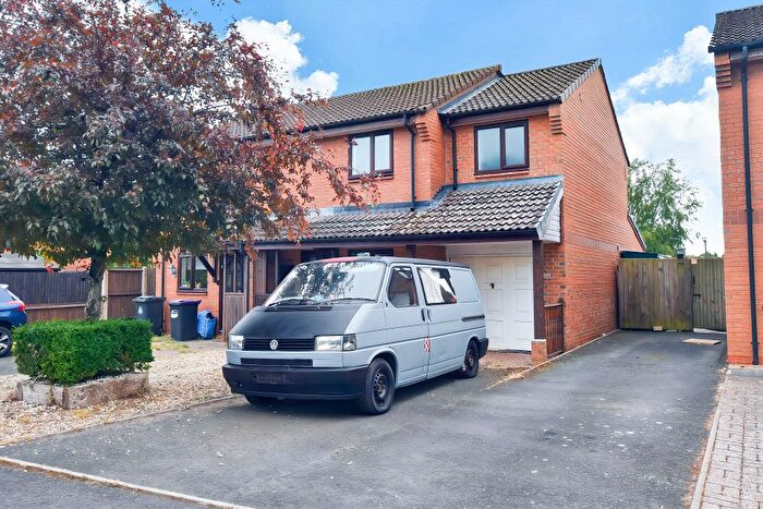 3 Bedroom Semi-Detached House For Sale In The Meadow, Hodnet, TF9