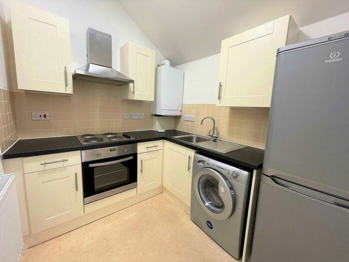 1 Bedroom Apartment To Rent In Boulters Road, Aldershot, GU11