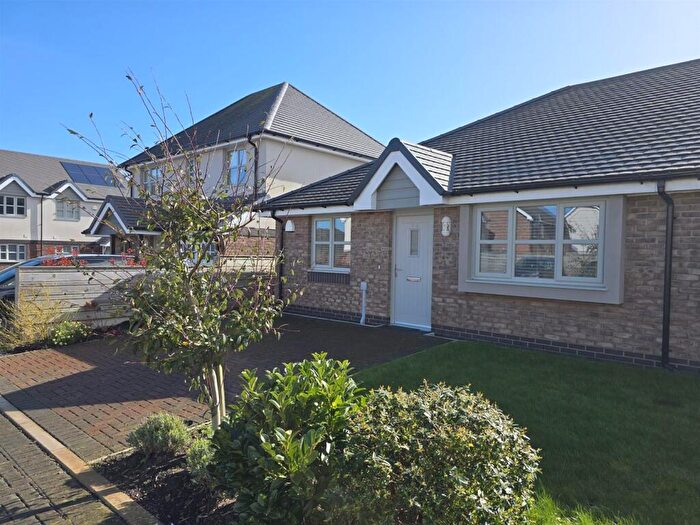 2 Bedroom Semi-Detached Bungalow To Rent In Parc Pentywyn, Deganwy, Conwy, LL31