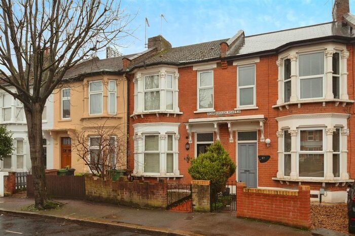 3 Bedroom Property To Rent In Scarborough Road, London, E11