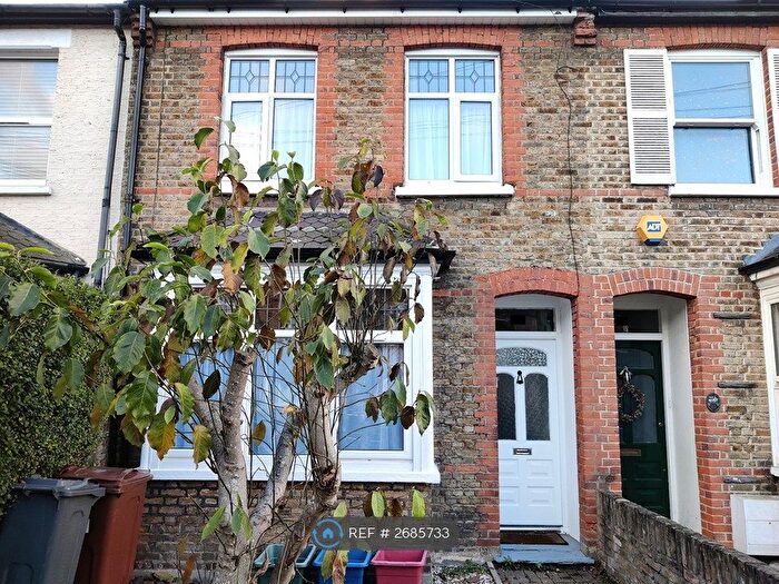 3 Bedroom Terraced House To Rent In Park Road, Hounslow, TW3