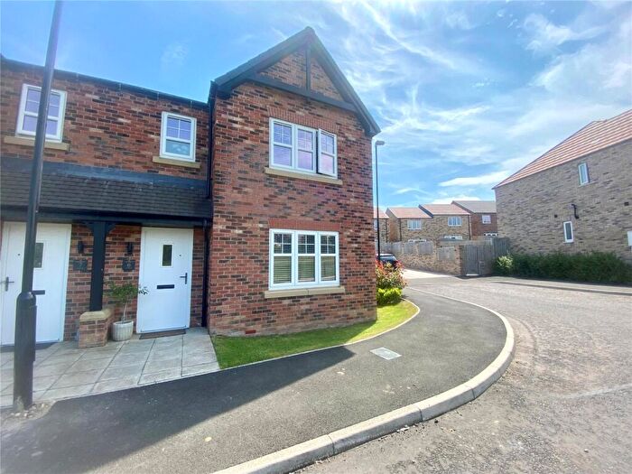 3 Bedroom Semi-Detached House For Sale In Orchid Court, Sunderland, SR3