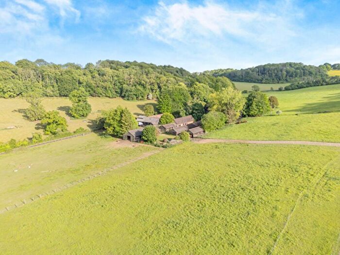 3 Bedroom Detached House For Sale In Ladwood Farm, Acrise, Folkestone, Kent, CT18