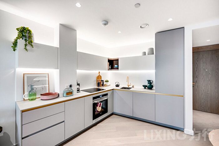 1 Bedroom Flat For Sale In Peninsula Gardens, Greenwich, SE10