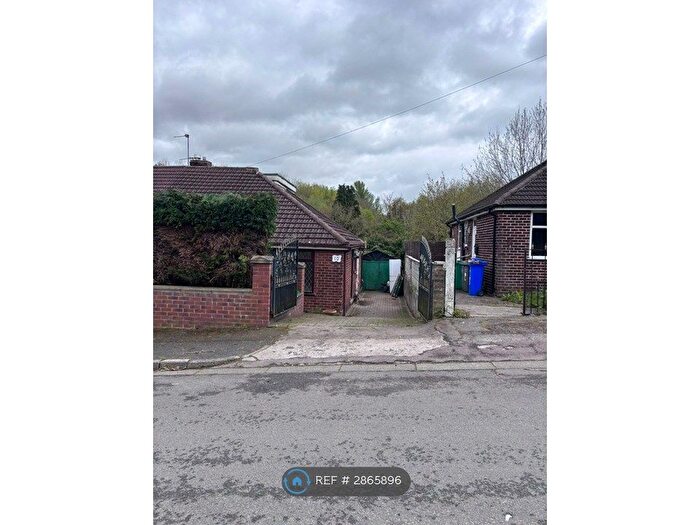 3 Bedroom Bungalow To Rent In Mariman Drive, Manchester, M8