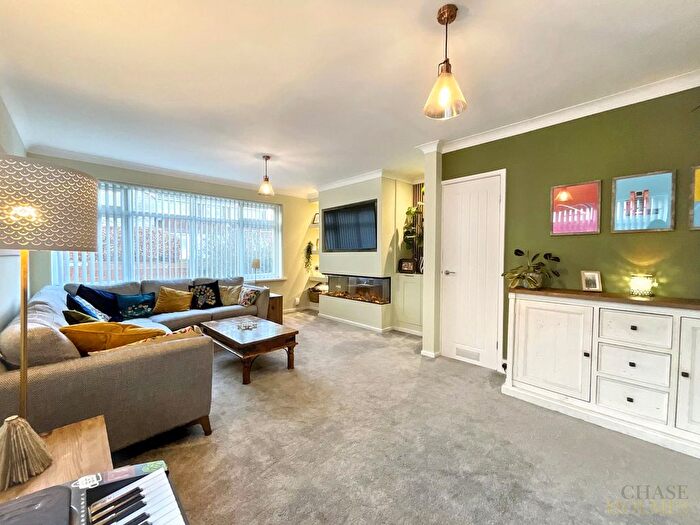 4 Bedroom Semi Detached House For Sale In Ettrick Road, Jarrow, NE32