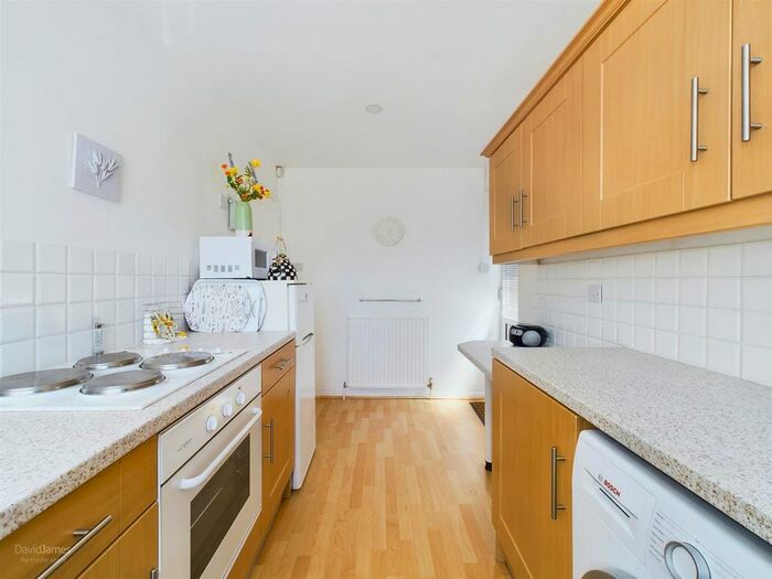 2 Bedroom Detached Bungalow For Sale In Stanmore Gardens, Arnold, Nottingham, NG5