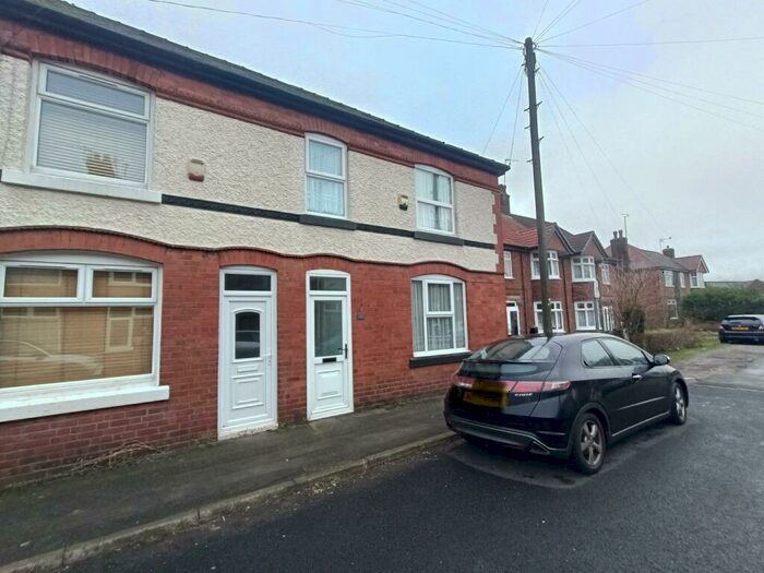 2 Bedroom End Of Terrace House To Rent In North Street, Sutton-In-Ashfield, NG17