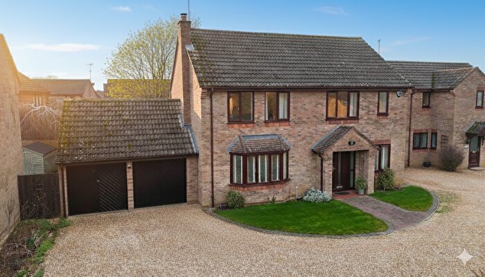 4 Bedroom Detached House For Sale In Tattershall Drive, Market Deeping, Peterborough, PE6