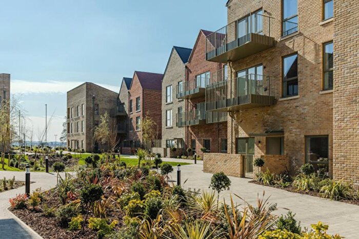 1 Bedroom Apartment For Sale In Newmarket Road, Cambridge, CB5