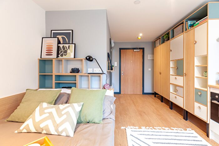 Studio To Rent In The Gorge, Gladstone Road, Exeter, Devon, EX1