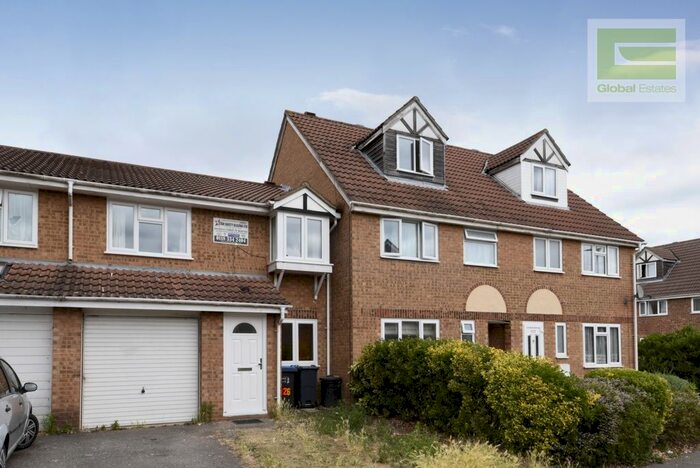 3 Bedroom Terraced House To Rent In Heathfield Drive, Mitcham, CR4