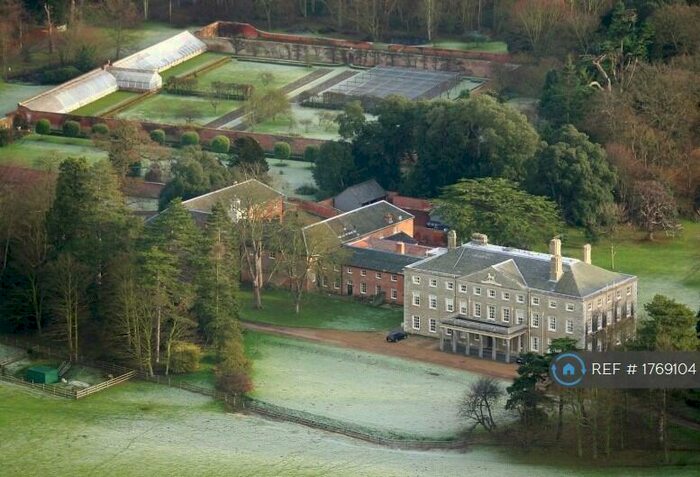 3 Bedroom Flat To Rent In Benacre Hall, Suffolk, NR34