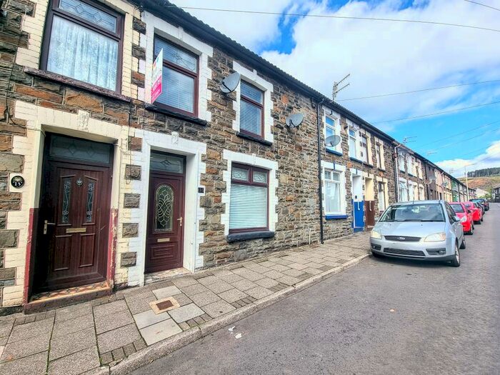 4 Bedroom House To Rent In North Road, Ferndale, CF43