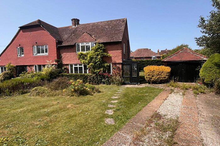 3 Bedroom Detached House For Sale In Downsview Close, East Dean, BN20