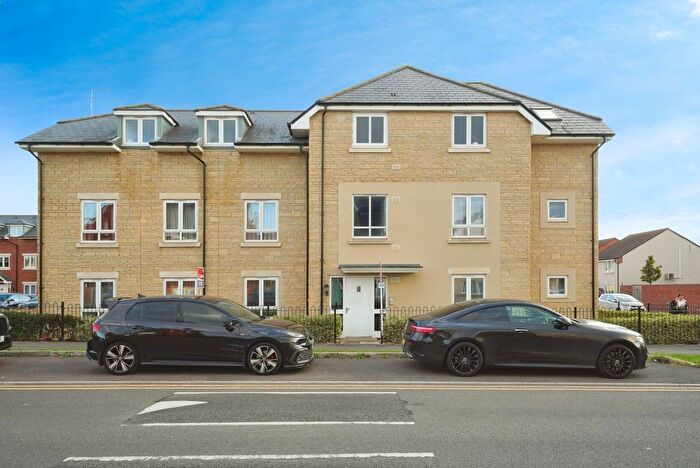1 Bedroom Flat For Sale In Vale Road, Bishops Cleeve, Cheltenham, Gloucestershire, GL52