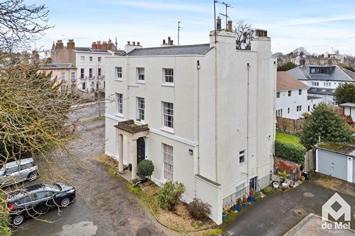 2 Bedroom Flat For Sale In Montpellier Parade, Montpellier, Cheltenham, Gloucestershire, GL50
